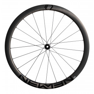 Priekšējais ritenis NEWMEN Advanced Carbon SL R.42 622 12x100 SP C-Lock 21H Priekšējais ritenis NEWMEN Advanced Carbon SL R.42 622 12x100 SP C-Lock 21H