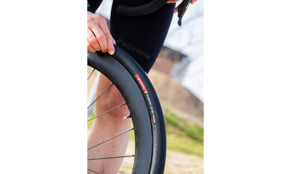 Riepa 28" Vittoria Rubino V G2.0 TLR Fold 700x30c / 30-622 black - 5