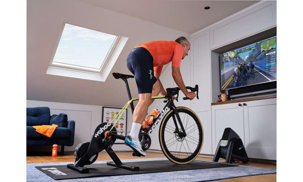 Trenažieris Wahoo KICKR Core 2 + Zwift Cog/Click - 10
