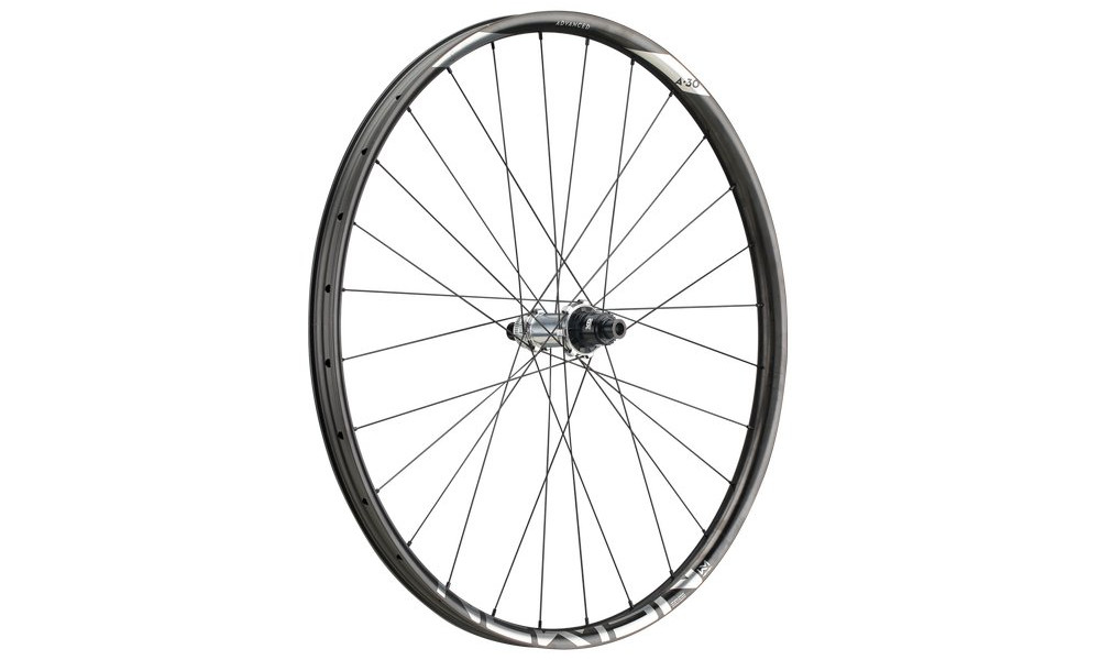Aizmugurējais ritenis NEWMEN Advanced Carbon SL A.30 27.5" 28H SP C-Lock 12x148 XD - 1