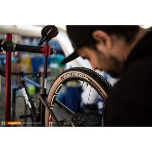 Riepa 29" Vittoria Mezcal TLR Fold 29x2.1 / 52-622 tan