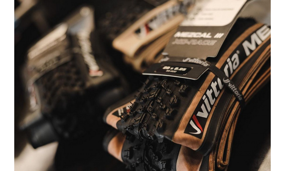 Riepa 29" Vittoria Mezcal TLR Fold 29x2.25 / 55-622 tan - 10